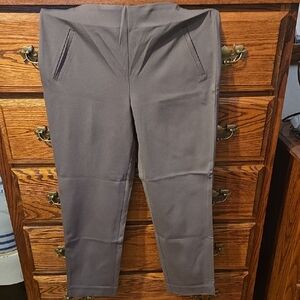 Chico's Ankle Cropped Slim Pants in Shitake